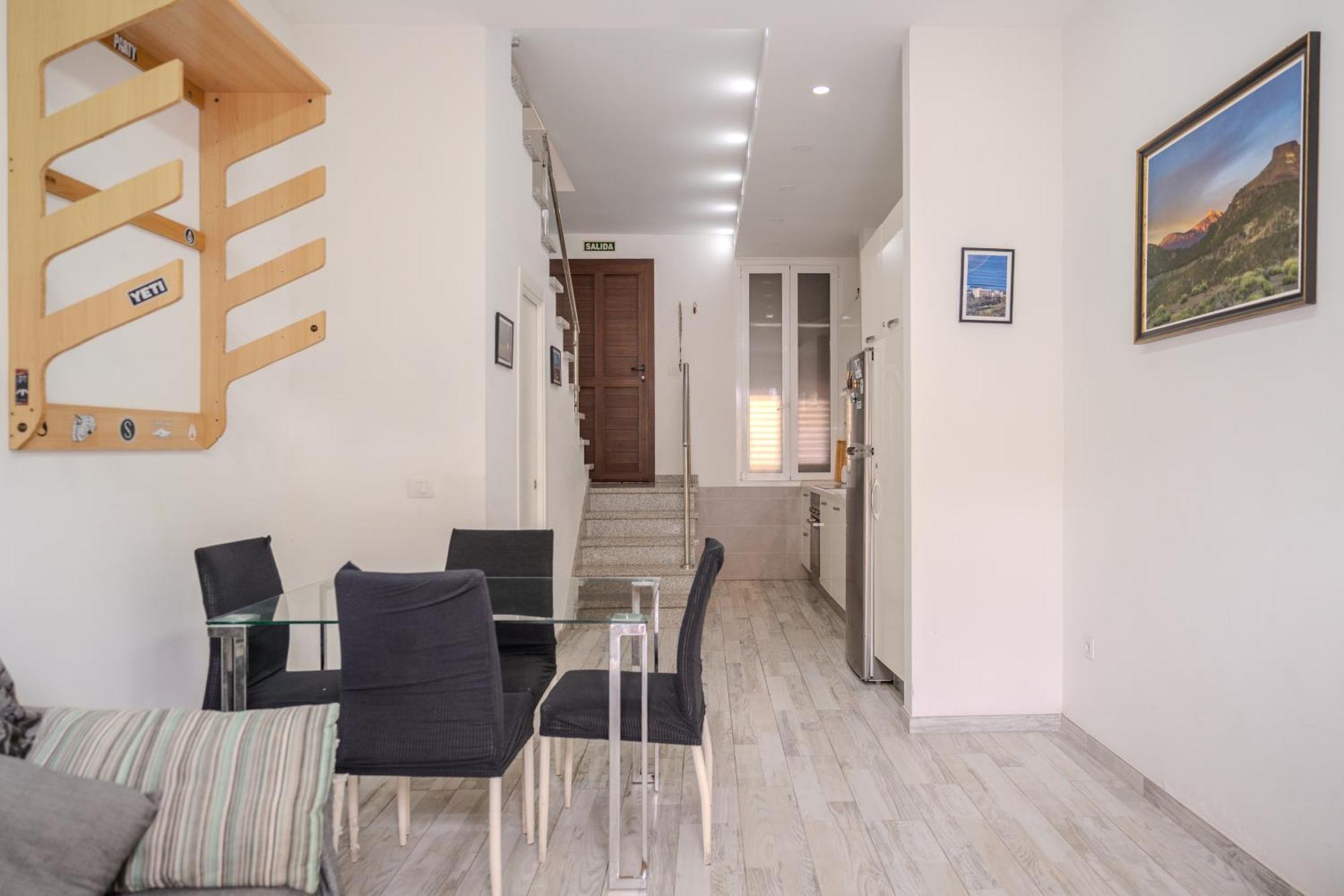 Renovated In Americas Sea Coast