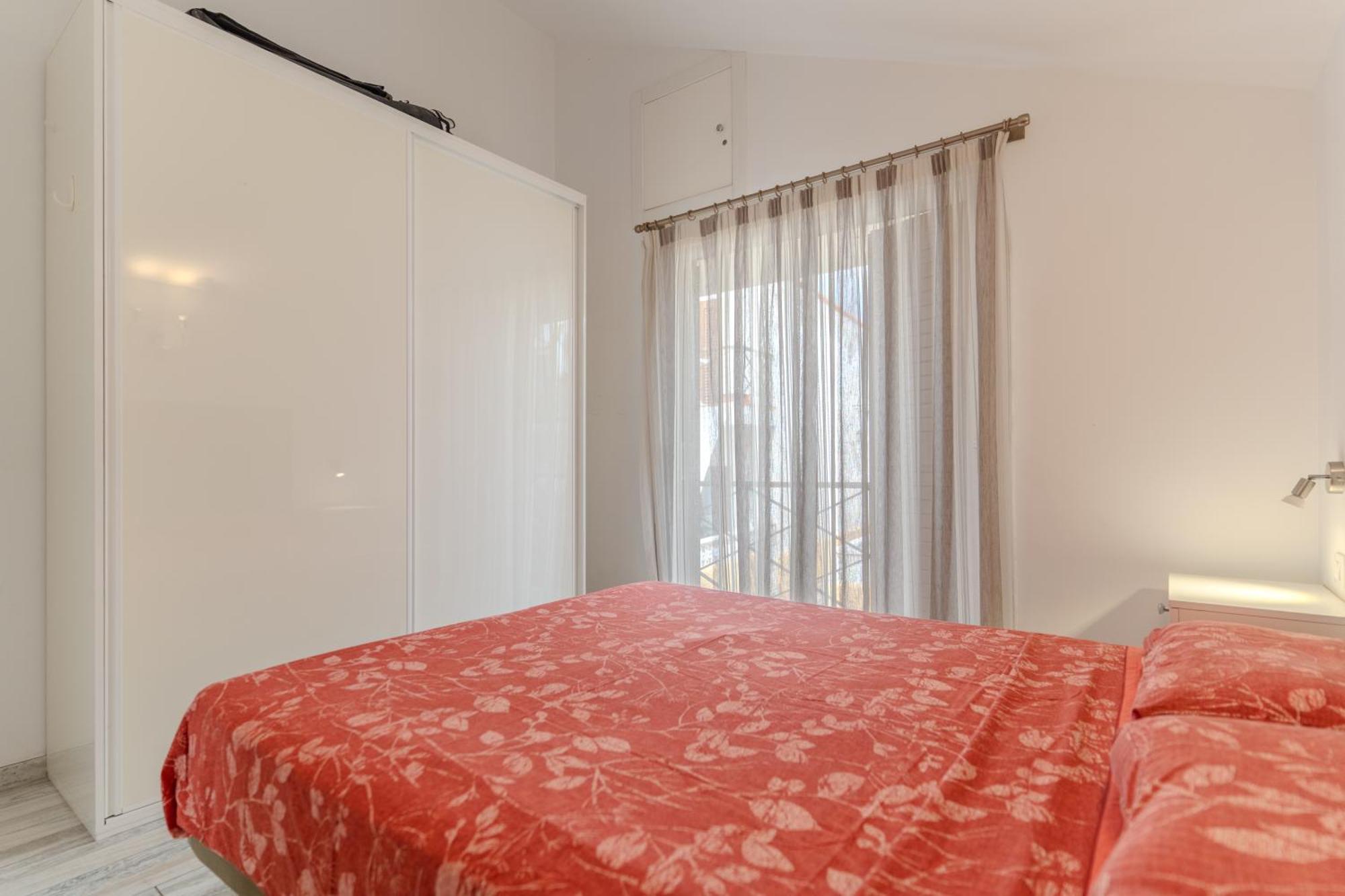 Villa Renovated In Americas Sea Coast Playa de las Americas (Tenerife)